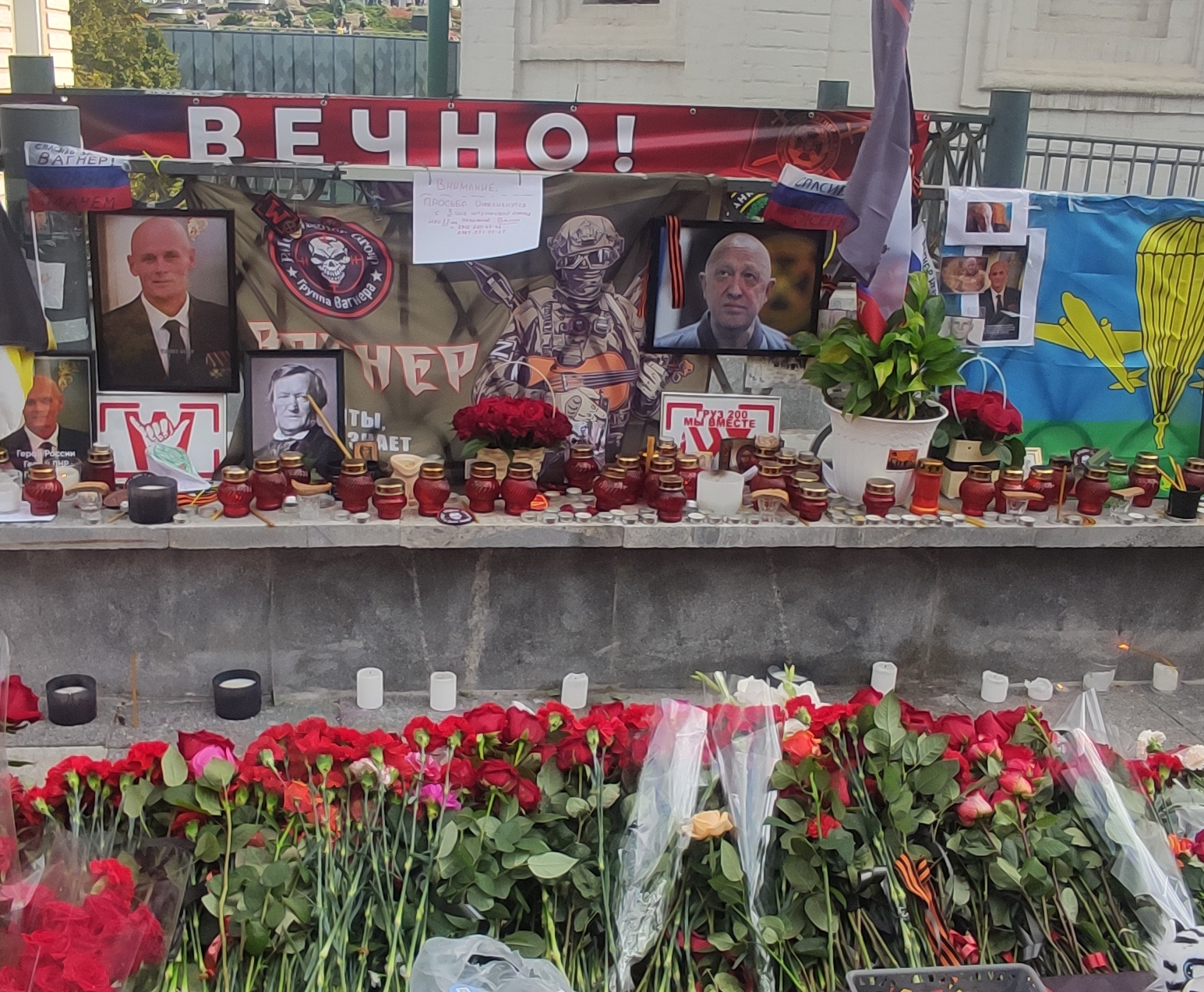 An informal memorial for the Wagner leader Yevgeny V. Prigozhin in Moscow